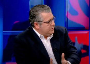 Minxhozi: Ja çfarë e dallon Arlind Qorin nga “fytyrat” e tjera të reja që tentojnë të hyjnë në Parlament