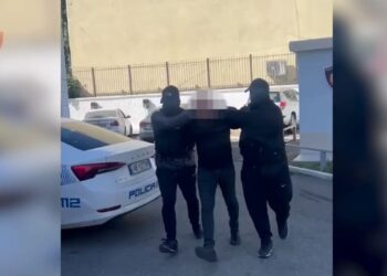 Në kërkim nga Italia për grup kriminal dhe trafik droge, arrestohen në Dibër dhe Fushë-Krujë dy persona me rrezikshmëri shoqërore
