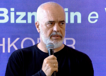 “Godinën e bashkisë mund ta kthejmë në muze”, Rama në Shkodër: Do sjellim industrinë ushtarake