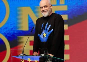 “Numri 5 sigluar edhe në atlete”/ Pak para nisjes zyrtarisht të fushatës, Rama ndan videon në rrjetet sociale