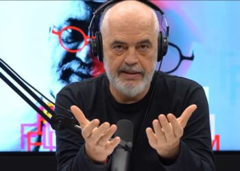 Rama me shqiptarë që “braktisën” emigrimin: Koha për ta menduar seriozisht kthimin, të bashkohemi në vendin tonë