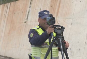 Gjoba dhe këshillime për zbatimin e rregullave, njësia e autostradave monitoron Rrugën e Kombit