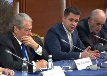 Alimehmeti ‘shigjeton’ lidershipin e PD: Nëse humbasim, përgjegjësitë shkojnë gjithmonë për lart