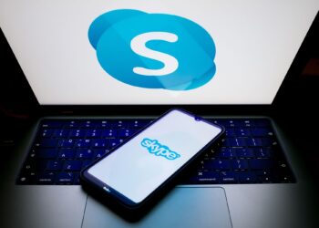 Skype nuk do të ekzistojë më nga 5 maji! Në cilën platformë do kalojnë përdoruesit?