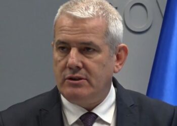 Arrestohen 16 serbë në Kosovë, mes tyre edhe oficerë të sigurisë/ Sveçla: Synonin mbledhjen e informacioneve