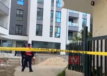 “E vranë, o Zot i madh…”, bashkëjetuesja dëgjoi të shtënat, e gjeti të vrarë 58-vjeçarin dhe lajmëroi policinë