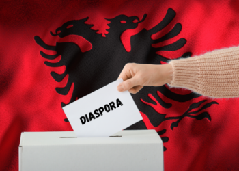 Mbërrijnë votat e para të diasporës në Shqipëri