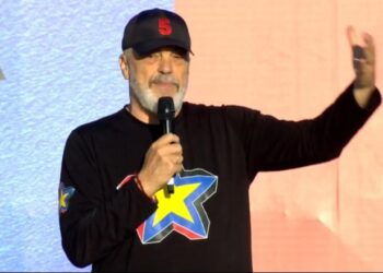 “A dëgjon ti sagapo?!”/ Rama ironi me opozitën në Sarandë: Nëse duan një çyryk që të ketë rripin e pantallonave të Vangjel Dules…