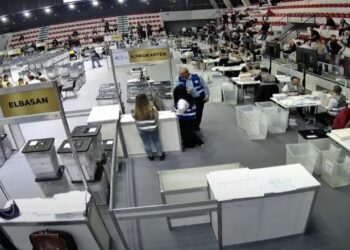 Numërohen 20% e totalit të votave të diasporës/ PS kryeson bindshëm me 55.3%, e para në 10 qarqe! PD me 28%, ja si renditen partitë e tjera