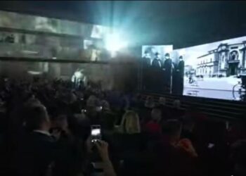 Samiti/ Ceremonia spektakolare në TKOB, Gonxhja: Rrëfim dhe udhëtim i Shqipërisë, nga e shkuara në të ardhmen!