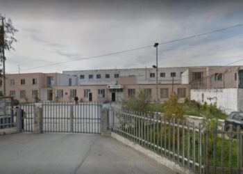 Kontroll i befasishëm në Burgun e Durrësit, gjenden 10 celularë që përdoreshin nga të izoluarit