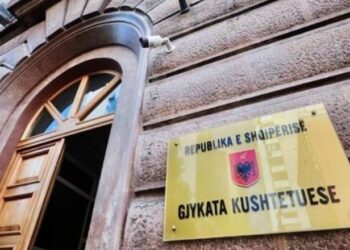 Emërimet në Kushtetuese, KED pezullon vakancën për vendin e Elsa Toskës