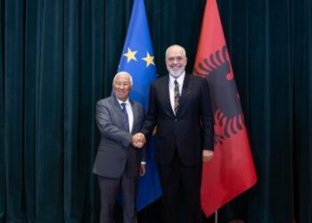 Samiti i Komunitetit Politik Europian/ Presidenti i Këshillit Europian, Antonio Costa në Tiranë, pritet nga Rama
