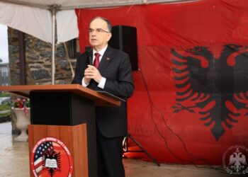 Presidenti Begaj në Filadelfia, vlerëson kontributin e diasporës shqiptare ndër breza
