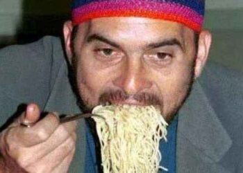 Historia pas fotos virale të Ramës duke ngrënë makarona! Fotoreporteri zbulon sekretin e atij çasti