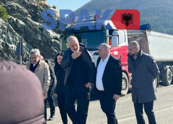 “Kristian mos luaj me dy porta”, mediat: SPAK ka sekuestruar celularin e kryebashkiakut të Vaut të Dejës!