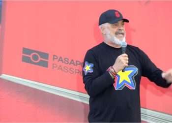 Fushata në Berat, Rama ‘shigjeton’ Metën: Ju e vuajtët në kurriz një parti të re, që hante sa andej-këndej deri sa i plasi stomaku