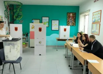 Pse votat nga Greqia po trajtohen si pengje?