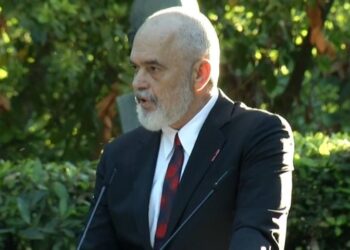 Rama mesazh deputetëve që nuk i rikandidoi: Atyre që nuk do jenë në Parlament në shtator u them…