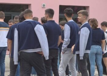 Shumica të painteresuar për politikën, mbi 114 mijë të rinj zgjedhës për herë të parë në 11 maj