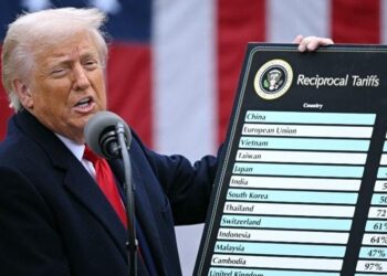 Gjykata amerikane “shuplakë” Trumpit: Shpalli tarifa në kalim të kompetencave