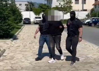 Kërkohej në Spanjë për kultivim kanabisi, arrestohet 28-vjeçari në Shkodër