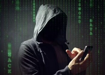 “Përshëndetje nënë!”/ Zbulohet skema e re e mashtrimit në WhatsApp, janë vjedhur më shumë se 500 mijë euro