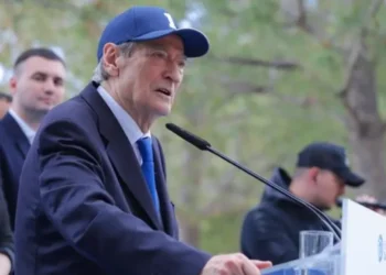 Kalimi i ylberit apo oqeanit?