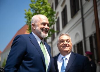 “I dashur Edi, mezi po pres të takohemi të premten”. Rama falënderon Viktor Orban për urimet