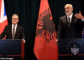 Media britanike e cilëson poshtërim refuzimin e Ramës për “hallin” e Starmer me emigrantët
