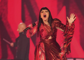 Sot, finalja e Eurovizion, “Zjerm” pritet të ndezë skenën dhe të gjithë shqiptarët