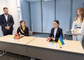 Shqipëria firmos me Ukrainën për pasuritë e sekuestruara, detaje nga marrëveshja