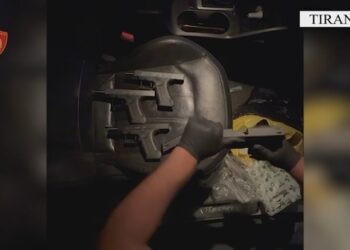 DETAJE / Trafiku i armëve Kosovë-Shqipëri, policët e infiltruar filmuan pazaret, “magazina” në Burrel
