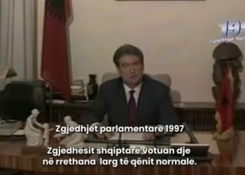 VIDEO / “Bandat na vodhën votat”, PS publikon të gjitha alibitë e Berishës që nga viti 1997