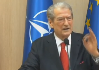 Mbyllja e procesit të votimit, Berisha mesazh: Të zbatohet ligji! Asnjë votë nuk duhet të numërohet nën presion. Bandat…