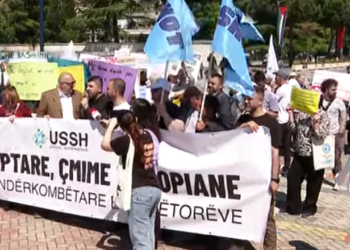 Dita Ndërkombëtare e Punëtorëve, sindikalistët ngrihen në protestë: Duam dinjitet!