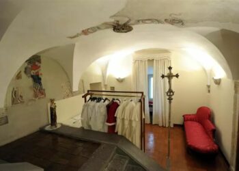 Liturgjia e Papës së ri, nga Dhoma e Lotëve drejt Lozhës! Çfarë po ndodh në minutat e fundit nga prezantimi i kreut të ri të Kishës Katolike