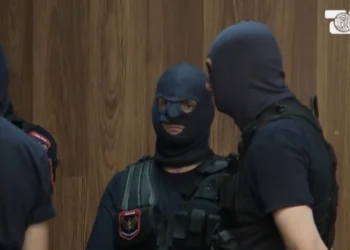 Pse u tërhoq nga bashkëpunimi me drejtësinë vrasësi i rrezikshëm, Julian Sinanaj?