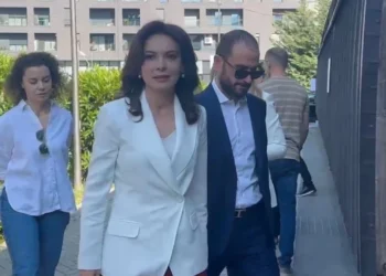 Incidenti mes qytetarëve dhe Nokës, Spiropali shkon në Vorë