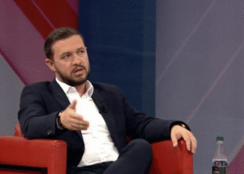 Për herë të parë në Kuvend, deputeti i PS Erion Malaj: Nuk do jem zhurmues, politika ka nevojë për debat konstruktiv
