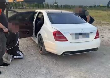 Furnizonin grupet kriminale me armë zjarri, arrestohen dy të rinj nga Vora