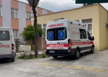 Raportimet për helmimin e fëmijëve në kopsht, reagon kujdesi shëndetësor në Gramsh