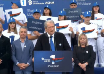 Berisha nga Berati: Sistemi arsimor do jetë më moderni, punësim i të rinjve pas përfundimit të studimeve