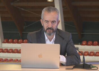 A ka bazë ligjore që votimi nga jashtë të shpallet i pavlefshëm? Përgjigjet Celibashi