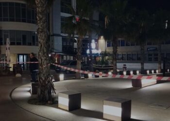 Gjendet një sasi eksplozivi në Durrës, policia rrethon zonën, priten forcat xheniere