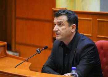 PD kërkon shkarkimin e Erion Veliajt si kryebashkiak i Tiranës