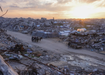 Izraeli do të rrafshojë dhe shkretojë gjithë Gazën nëse s’ka marrëveshje deri në vizitën e Trump