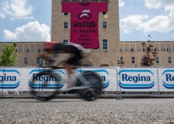 “Giro d’Italia” në Shqipëri, Veliaj: Tirana po shkëlqen në sytë e Europës, krenar për punën e bërë