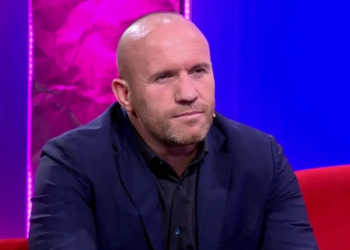 “4 ditë pa bukë, më rrahën…”/ Boksieri Gjetan Keta: Policia kufitare greke na qëlloi me armë