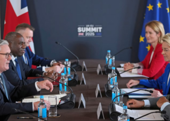 Çfarë përmban marrëveshja mes Britanisë dhe BE-së?